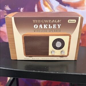Oakley Throwback Wireless Speaker - Brown and Cream
